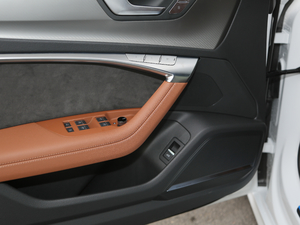 201955 TFSI quattro  g