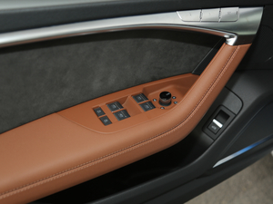 201955 TFSI quattro  п؅^