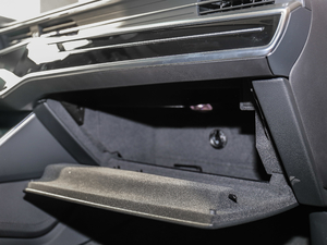 201955 TFSI quattro Ӹ 