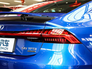 201955 TFSI quattro Ӹ ^