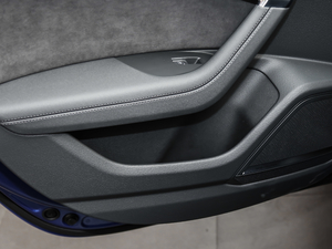 201955 TFSI quattro Ӹ g