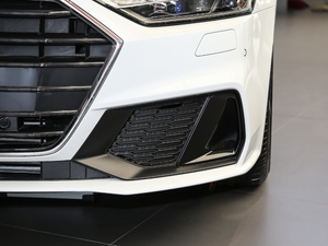 201955 TFSI quattro Ӹ ^