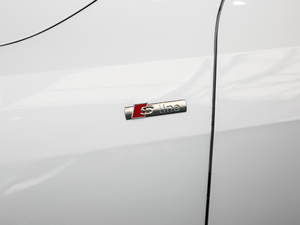 201955 TFSI quattro Ӹ ^