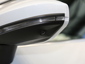 201955 TFSI quattro Ӹ ^