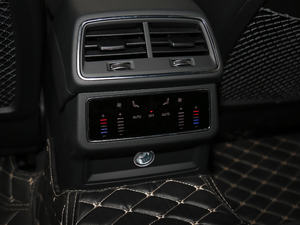 201955 TFSI quattro Ӹ g