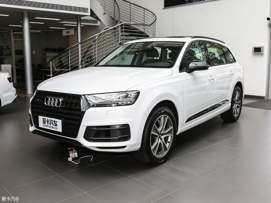 2019µQ7 55 TFSI 