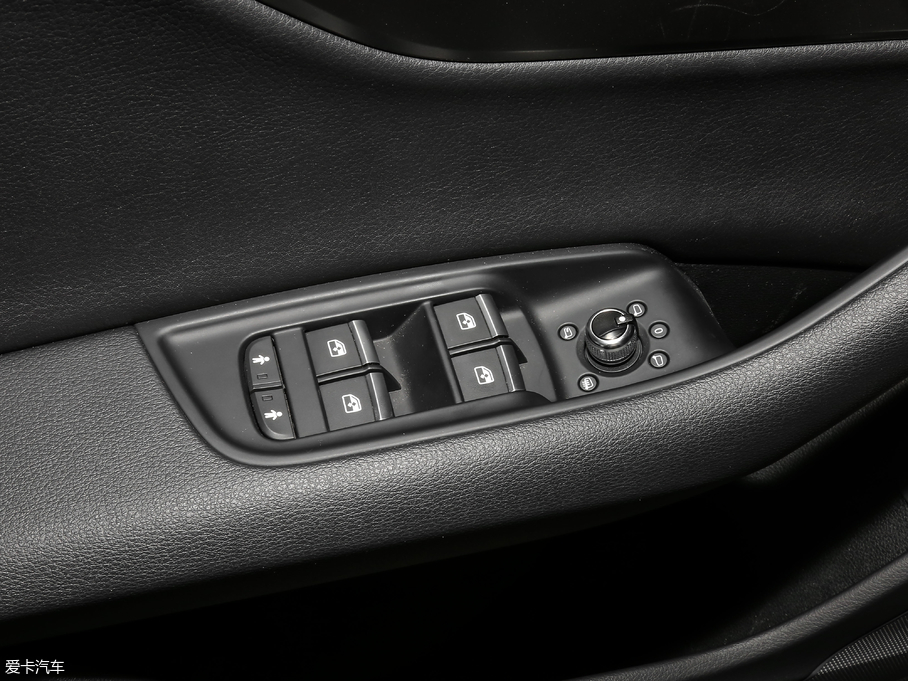 2019��W��Q7 55 TFSI ���g��