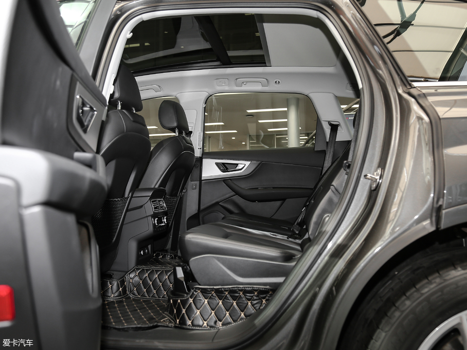 2019WQ7 45 TFSI S line \