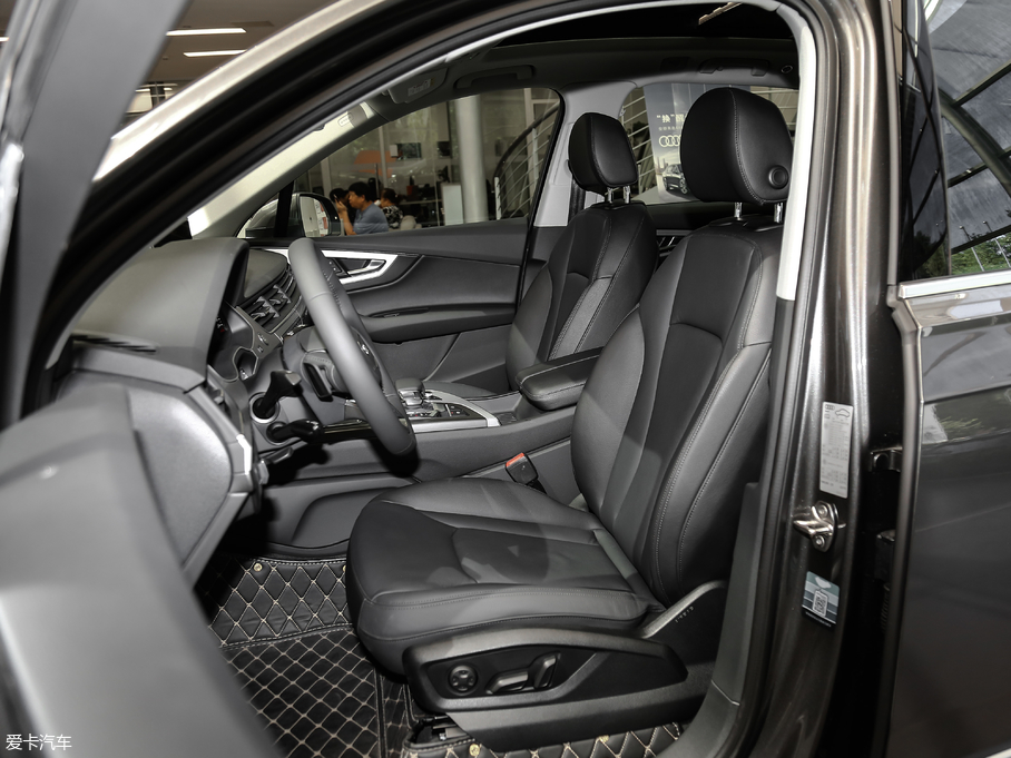 2019WQ7 45 TFSI S line \