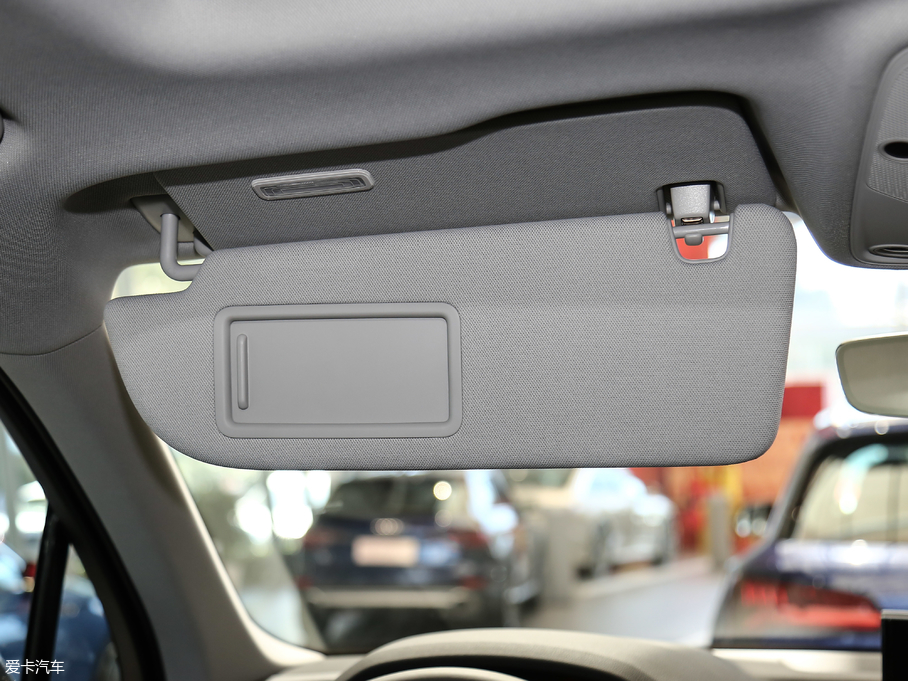 2019WQ7 45 TFSI S line \(yn)