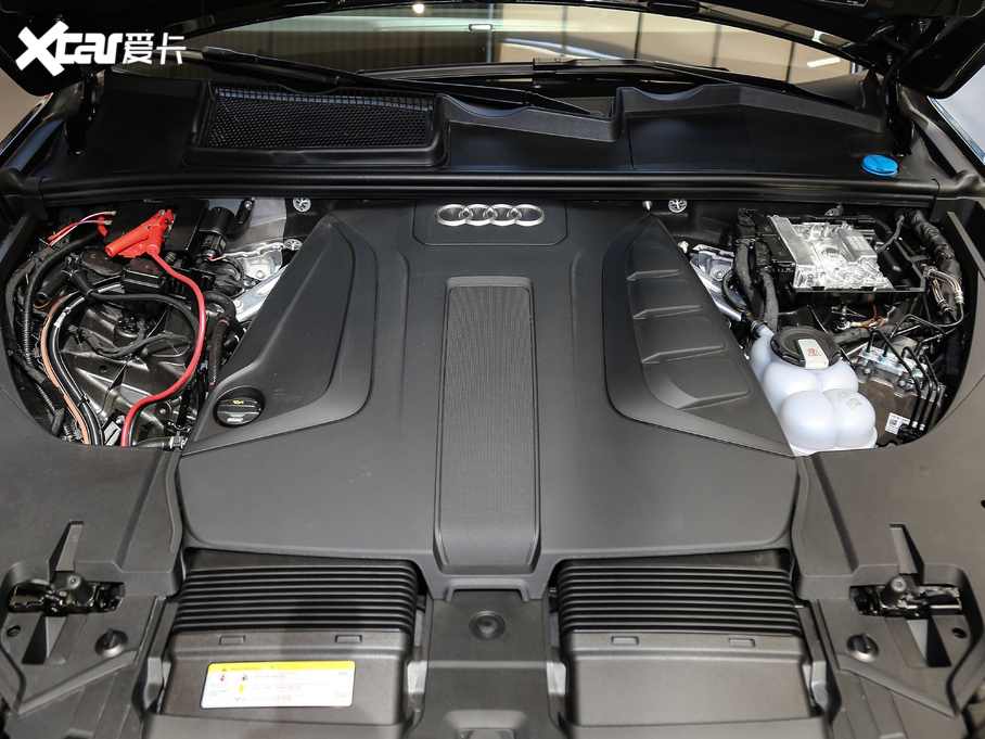 2019WQ7 45 TFSI S line \(yn)