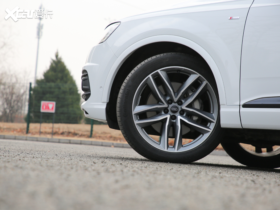 2019?yun)WQ7 55 TFSI F