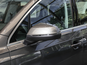 201945 TFSI S line \ ^