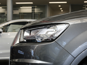 201945 TFSI S line \ ^