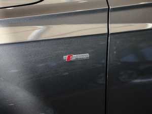 201945 TFSI S line \ ^