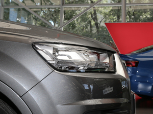 201945 TFSI S line \ ^