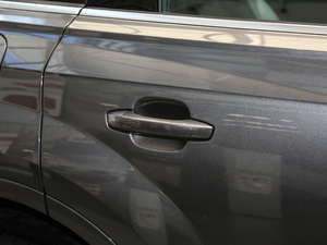 201945 TFSI S line \ ^