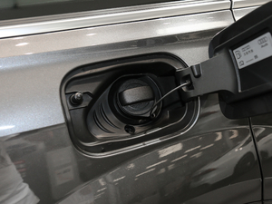 201945 TFSI S line \ ^