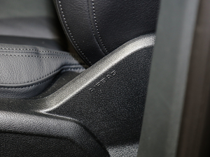 201945 TFSI S line \(yn)(dng) g