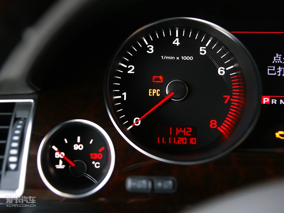 2009?yun)WA8 6.0W12 quattroŞ