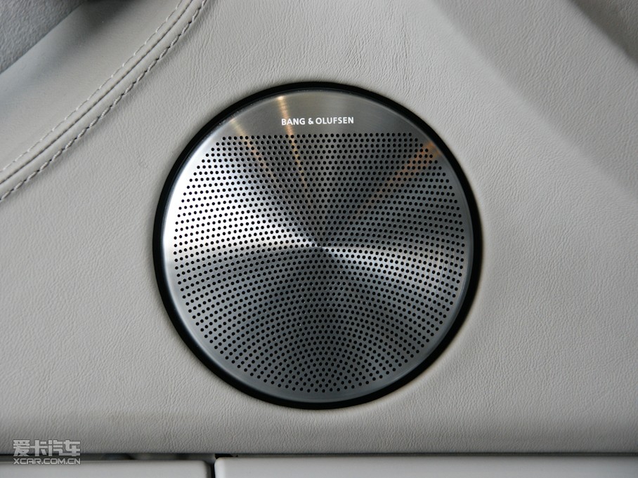 2009?yun)WA8 6.0W12 quattroŞ