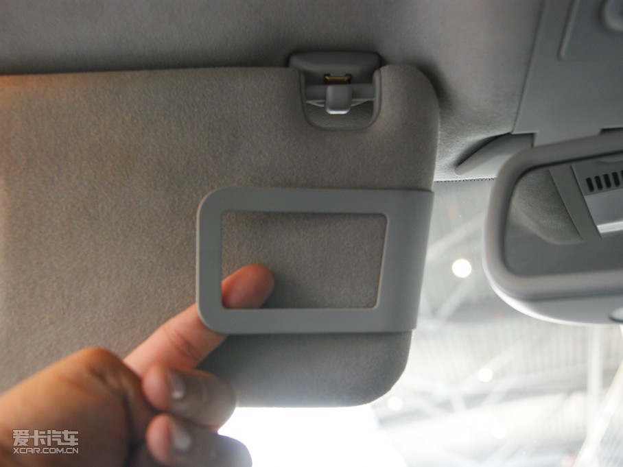 2009?yun)WA8 6.0W12 quattroŞ