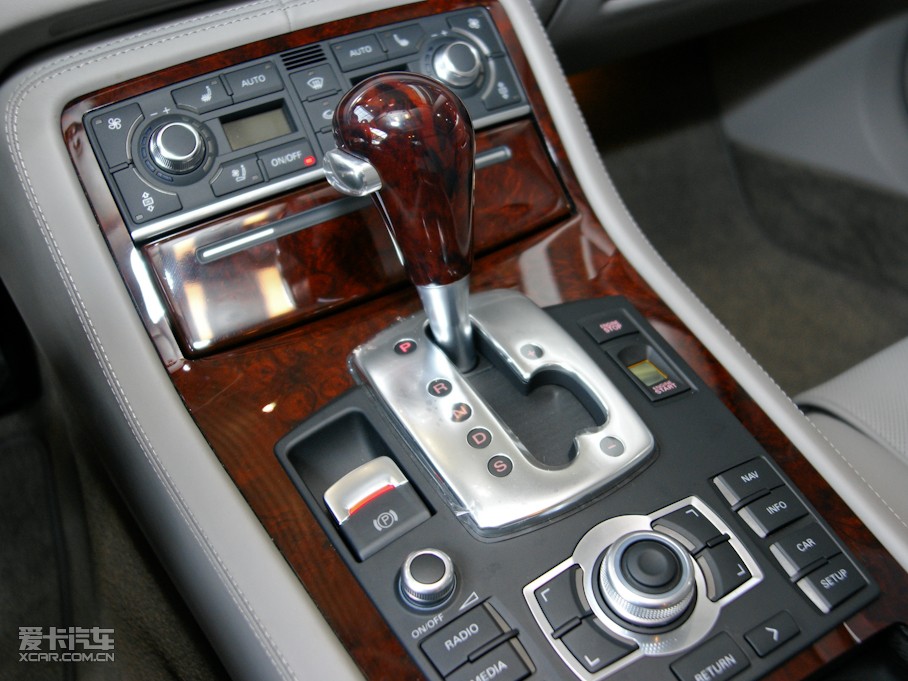 2009WA8 6.0W12 quattroŞ