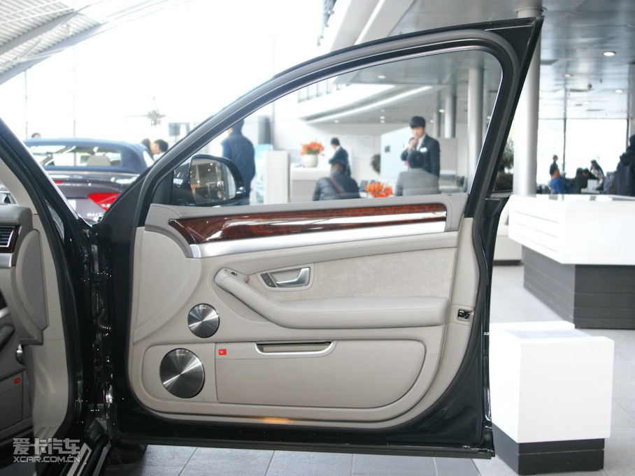 2009WA8 6.0W12 quattroŞ