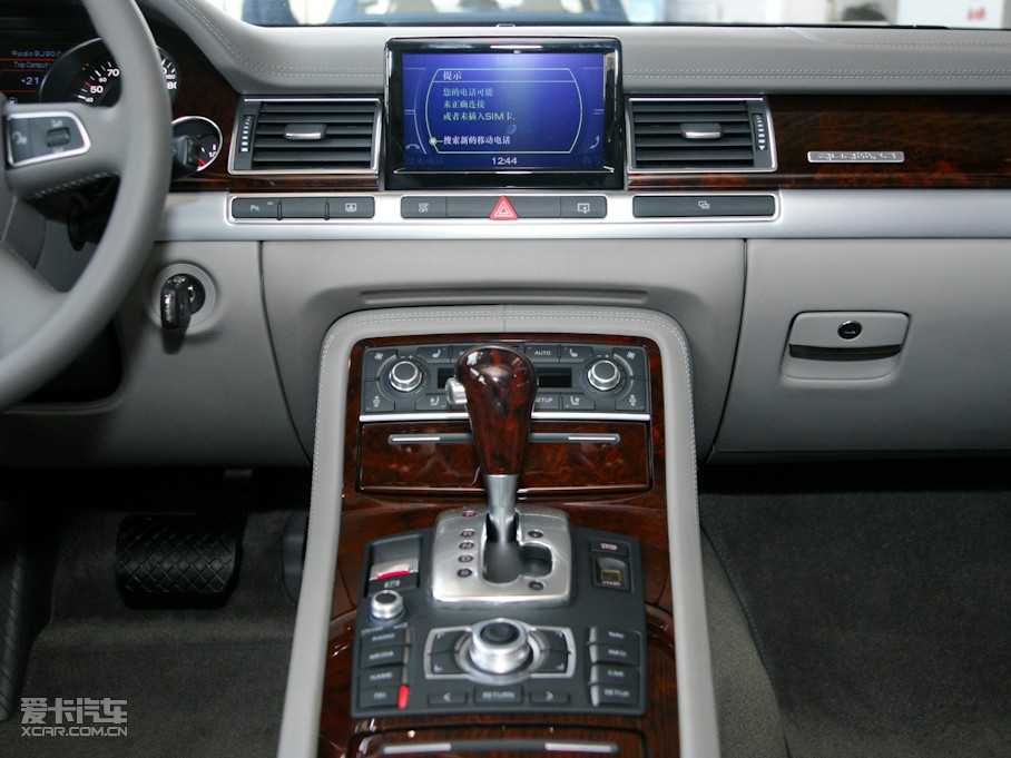 2009?yun)WA8 6.0W12 quattroŞ