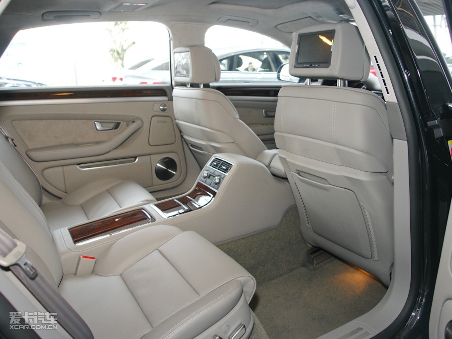 2009WA8 6.0W12 quattroŞ