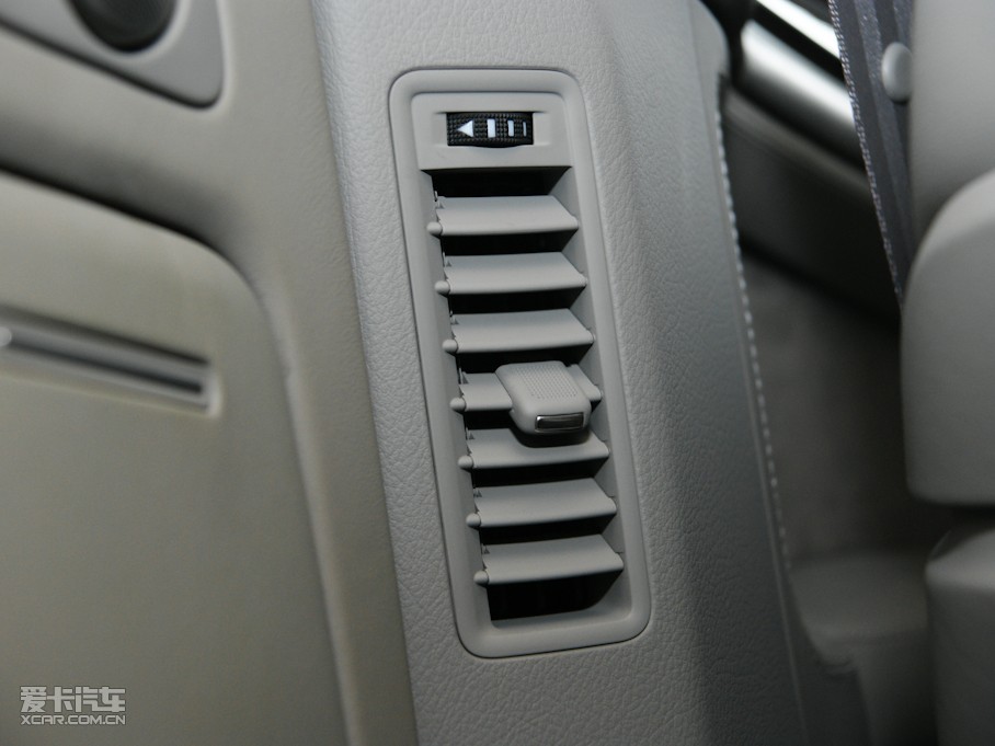 2009?yun)WA8 6.0W12 quattroŞ