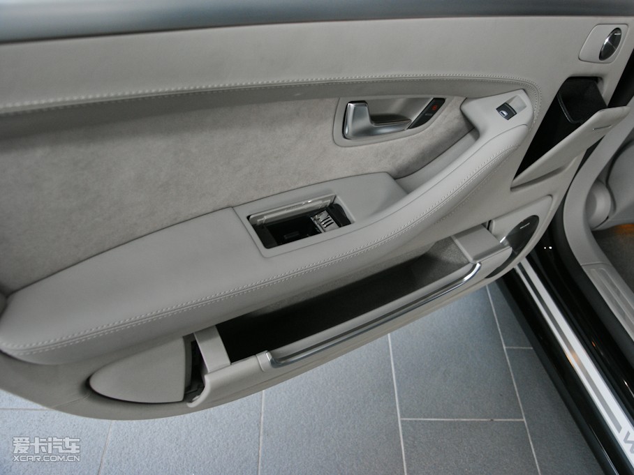 2009WA8 6.0W12 quattroŞ