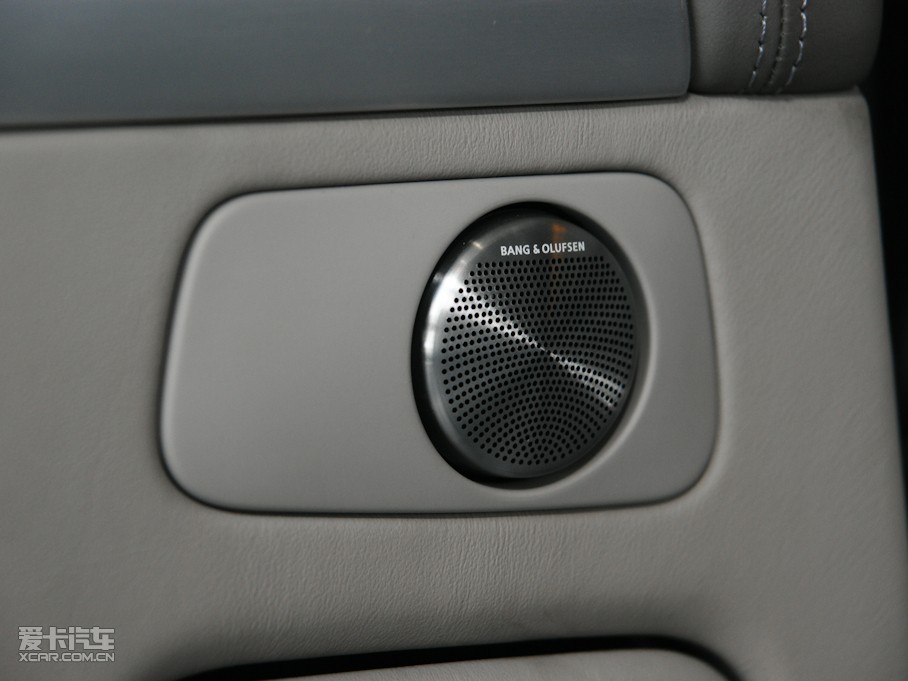 2009?yun)WA8 6.0W12 quattroŞ