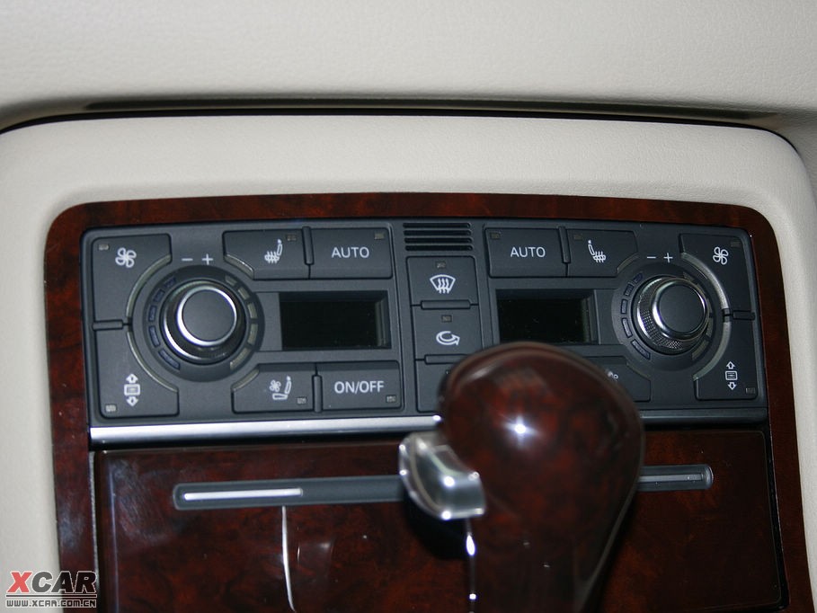 2009WA8 4.2FSI quattro F