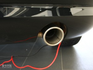 2009款3.0L 尊贵版 排气管
