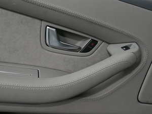 2009款6.0W12 quattro旗舰版 空间座椅