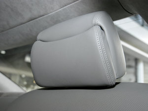 2009款6.0W12 quattro旗舰版 空间座椅