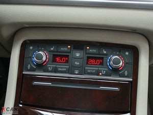 2009款4.2FSI quattro 尊贵版 中控区