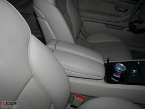 20094.2FSI quattro F g