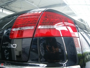 2009款3.0L 豪华版 细节外观