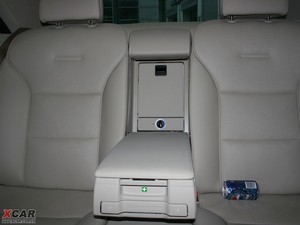 20094.2FSI quattro F g