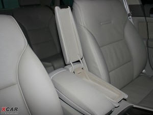 20094.2FSI quattro F g