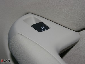 20094.2FSI quattro F п؅^