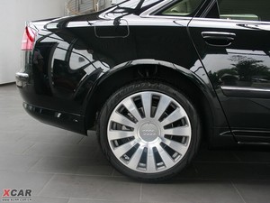 20094.2FSI quattro F ^