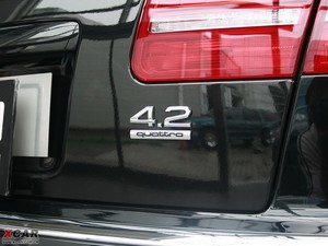 20094.2FSI quattro F ^