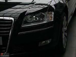 20094.2FSI quattro F ^