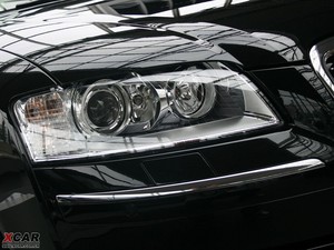 20094.2FSI quattro F ^