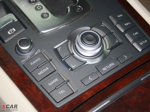 20094.2FSI quattro F п؅^