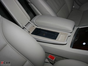 20094.2FSI quattro F g