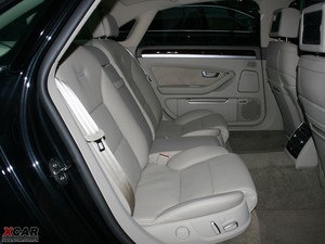 20094.2FSI quattro F g